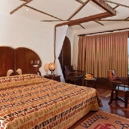 Serengeti Serena Safari Lodge Exteriör bild