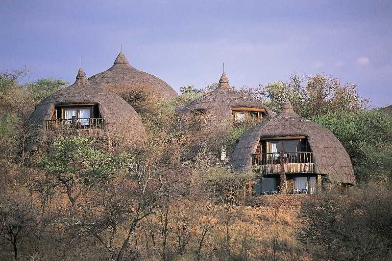 Serengeti Serena Safari Lodge Exteriör bild