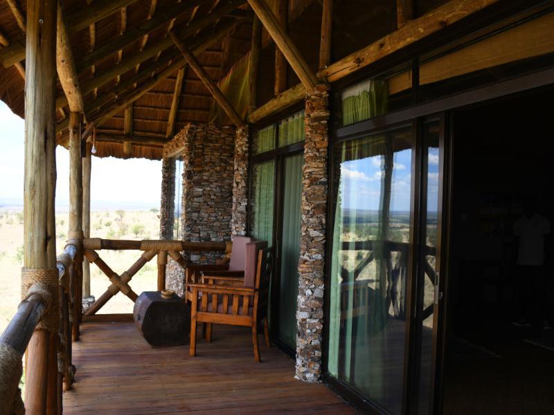 Serengeti Serena Safari Lodge Exteriör bild